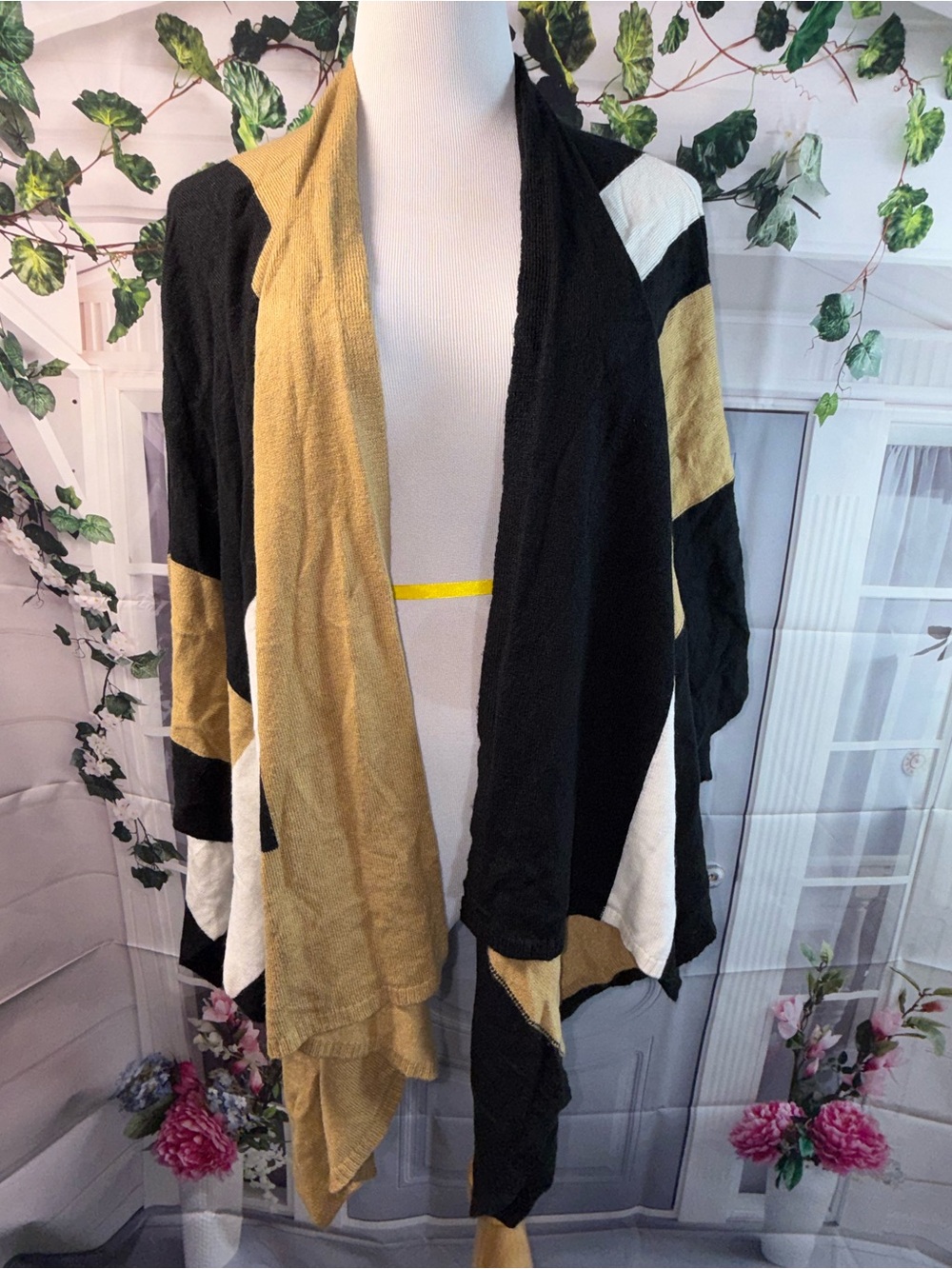 1034-Parrish LA Draped Colorblock Open-Front Cardigan- Black & Mustard